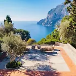 Volare, Appartamento Capri